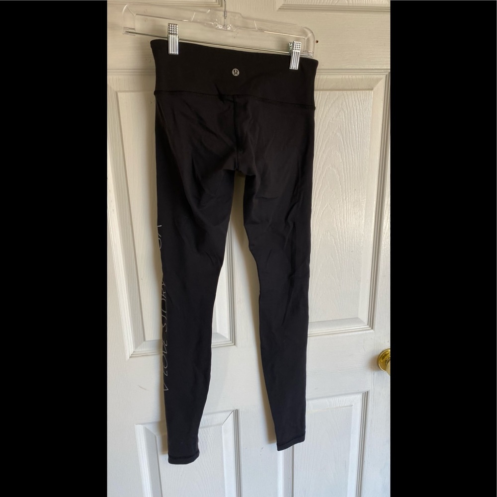 Lululemon LIMITED Edition LOVE STORY YOGA LEGGINGS - Picture 5 of 5